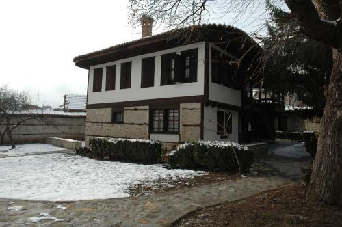Djudjeva Kyshta Hotel