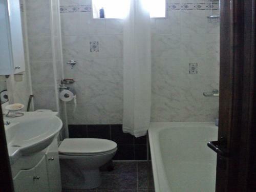 Hostal Guest House ?iparis