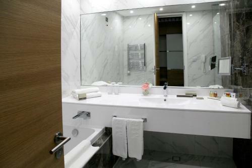 Merit Grand Mosta Spa Hotel & Casino