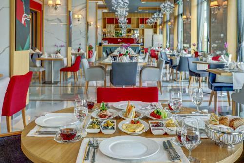 Merit Grand Mosta Spa Hotel & Casino