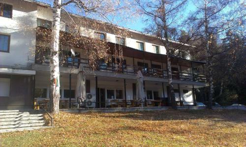 Hostal Kompleks Zeleni Preslap