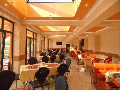 Hotel Amigos