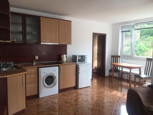 Apartment On Shipka 5