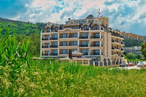 Sunny Castle Hotel