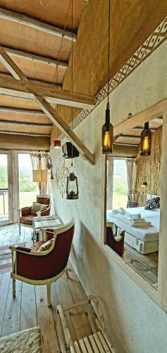 Bed & Breakfast Cob Camp