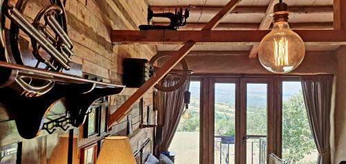Bed & Breakfast Cob Camp