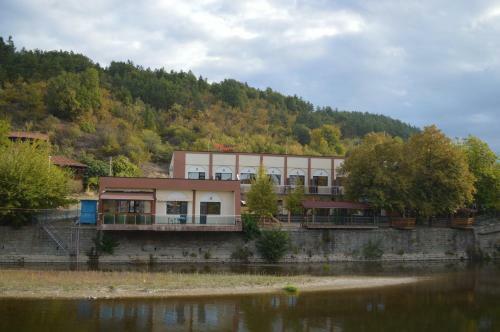 Bon Bon Struma Hotel