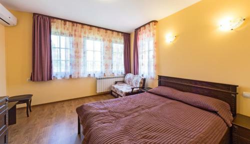 Hostal Complex Rayuvski Han