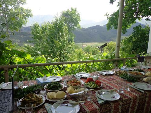 Anush`s B&B