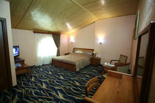 Nairi Hotel