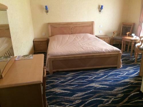 Nairi Hotel
