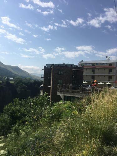Nairi Hotel