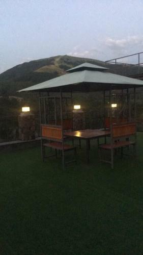 Nairi Hotel