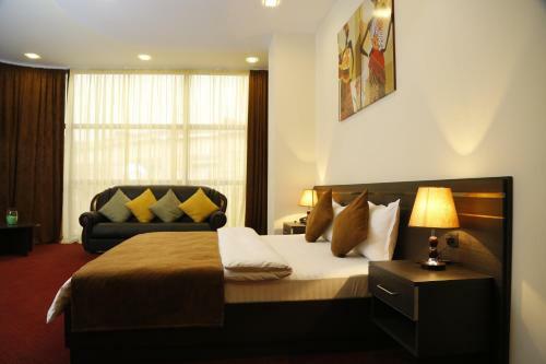 Tomu's Hotel