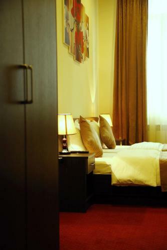 Tomu's Hotel