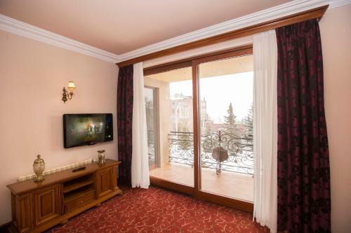 Hotel Russia