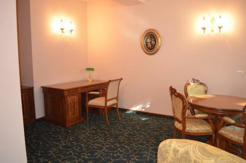 Hotel Russia
