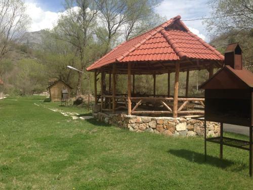 Bed & Breakfast Belveder Eco Resort