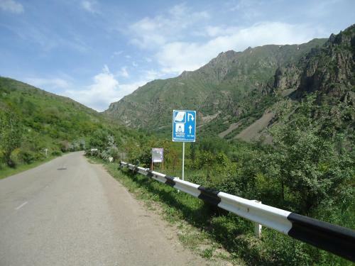 Bed & Breakfast The River House Yeghegis