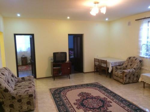 Hostal Alice B&B