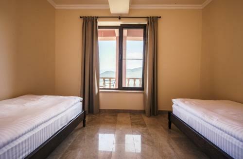 Hotel Lastiver Resort