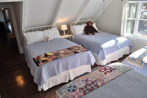 Dovetail Lodge Home