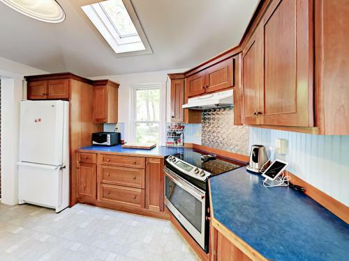 Seal Cove Home