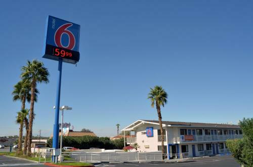 Hotel Motel 6 Palm Desert - Palm Springs Area