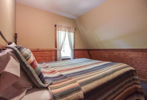 A-frame #12 - Hocking Hills Home