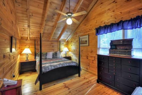 Cr`s_mountain_retreat