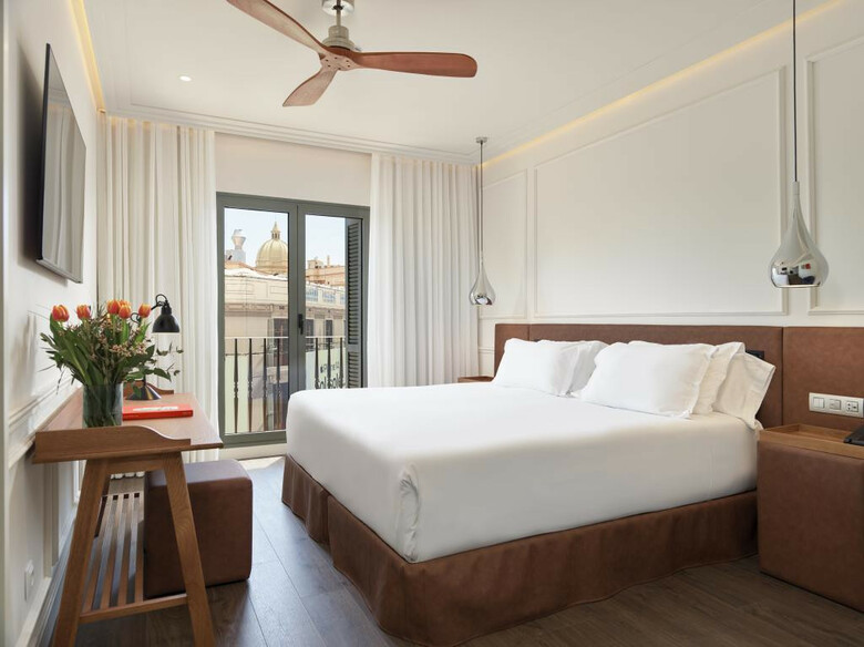 Hotel H10 Universitat