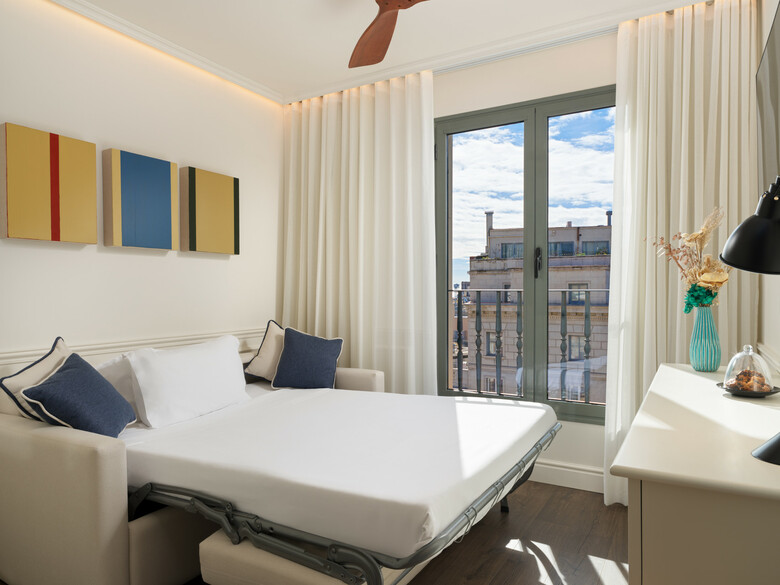 Hotel H10 Universitat