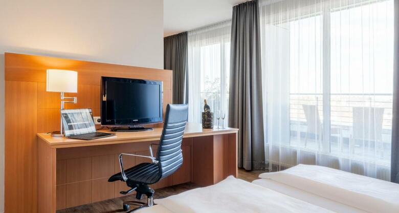 Hotel Plaza Premium K�ln