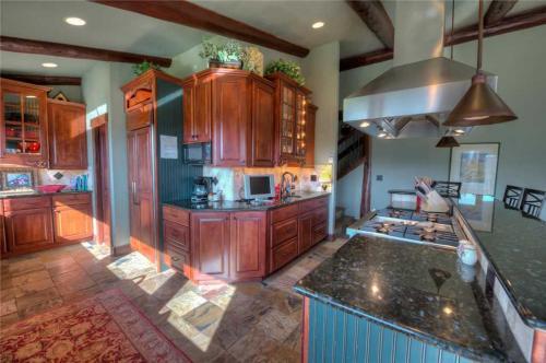 Tyra Summit Townhome #935