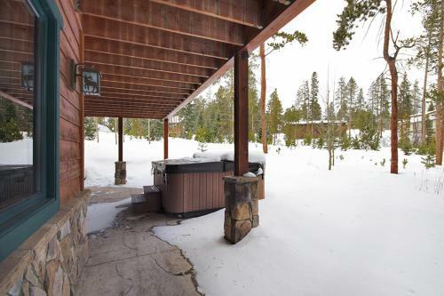 Pine Needle Lodge Home