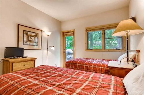 Twin Elk Lodge #a1
