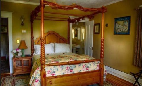 Bed & Breakfast The Willows Inn