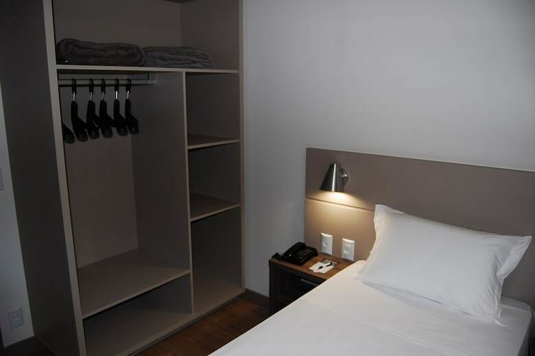 Hotel Valerim Itaja�
