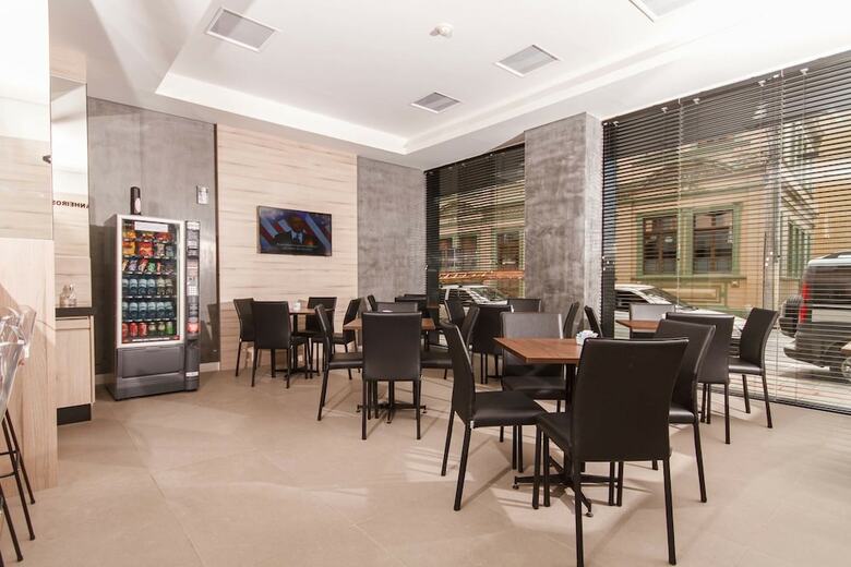Hotel Valerim Itaja�