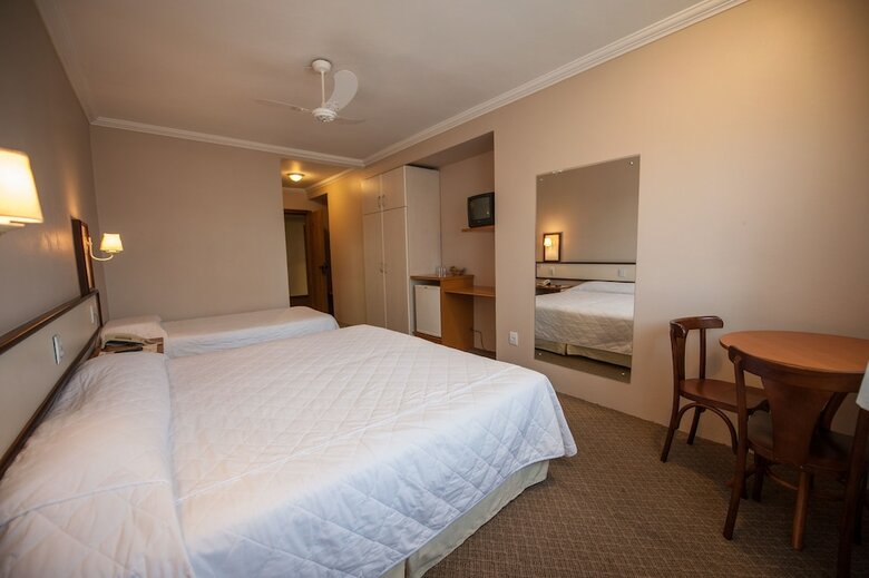 Farina Park Hotel