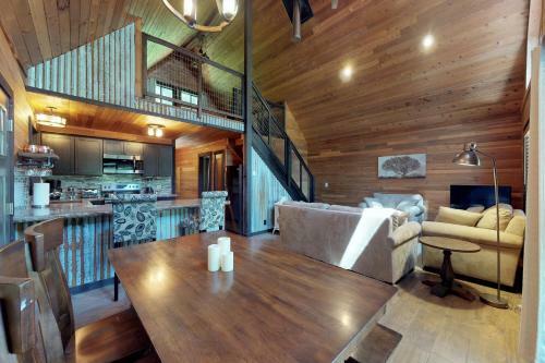 River Road Retreat