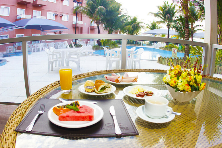 Lagoa Quente Hotel