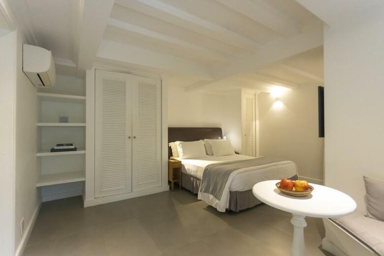 Hostal Felissimo Exclusive Hotel