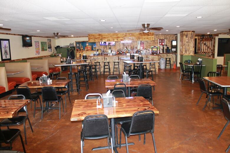 Wyatt Earp Hotel