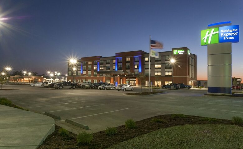 Hotel Holiday Inn Express & Suites - Dodge City