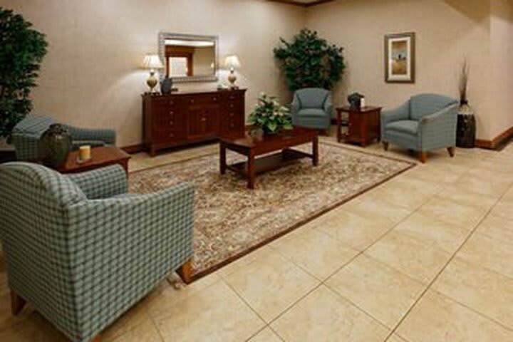 Hotel Holiday Inn Express & Suites - Dodge City