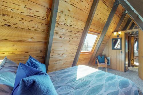 Lakeview Tree House