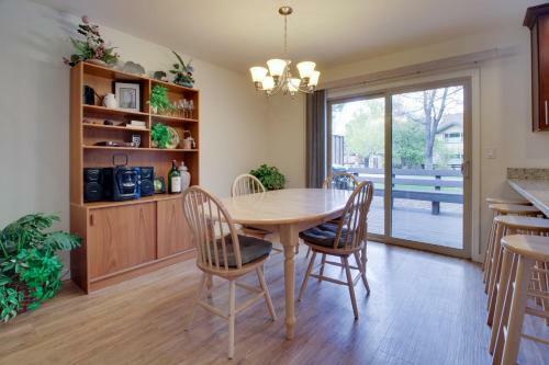 Crystal Waters Townhome