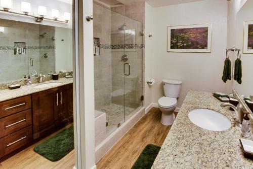 Crystal Waters Townhome