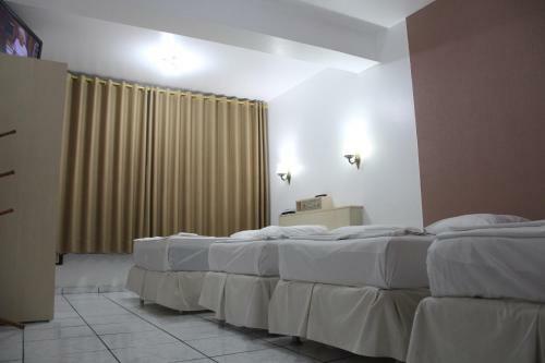 Oasis Chartouni Hotel